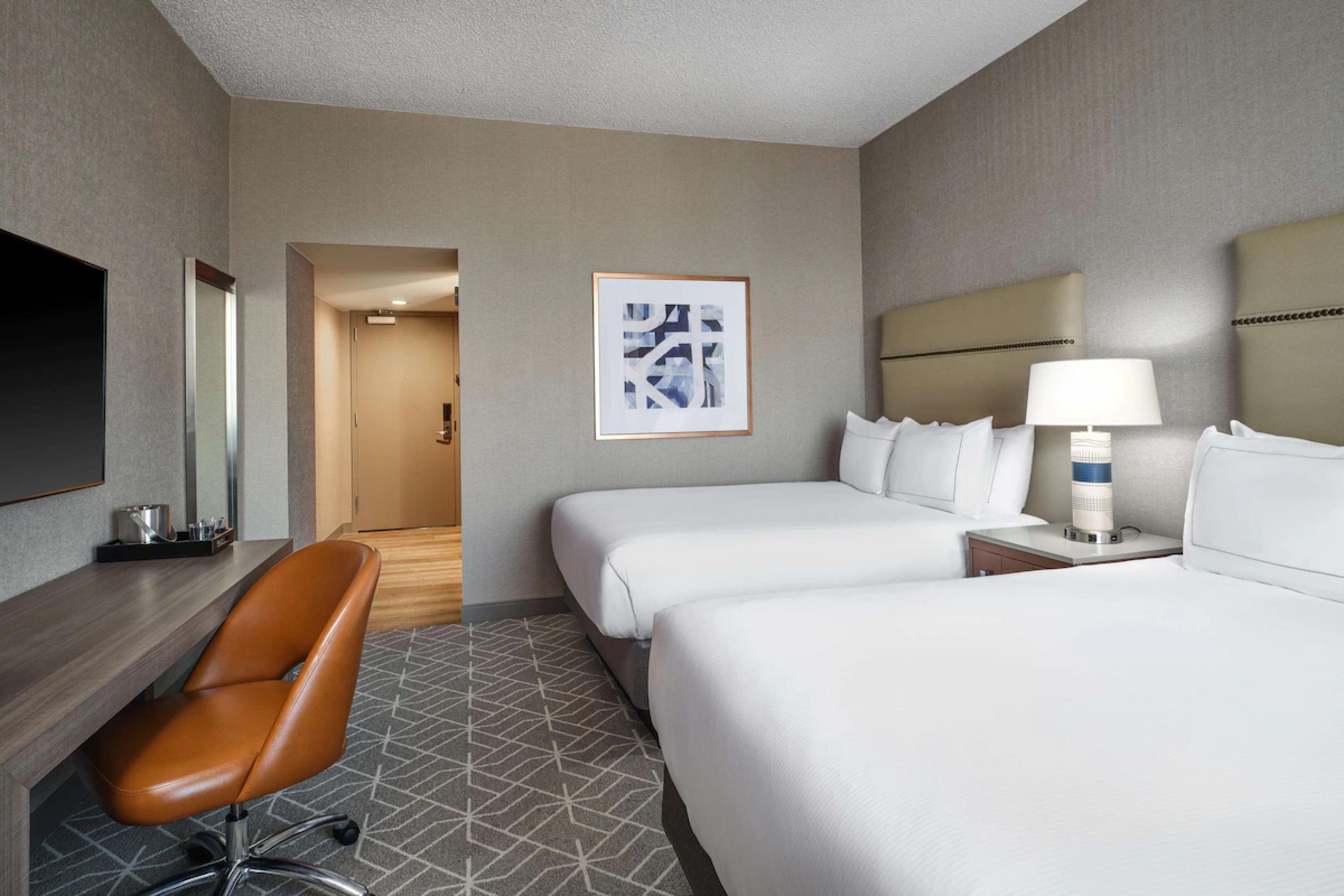 Hilton Dallas 4*